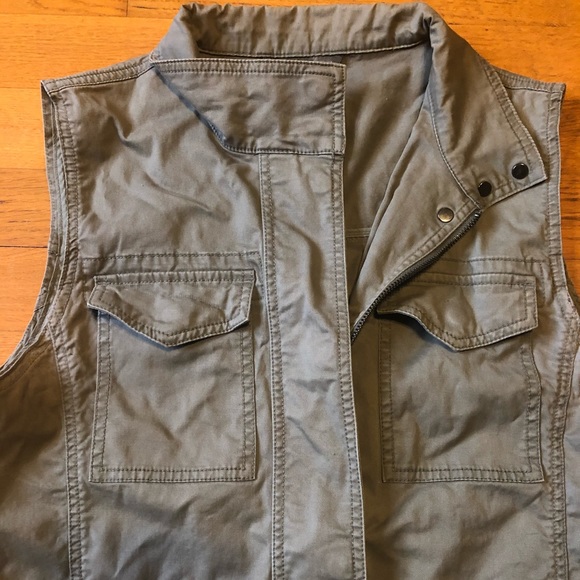 Longline Olive Green Utility Vest - Picture 3 of 5